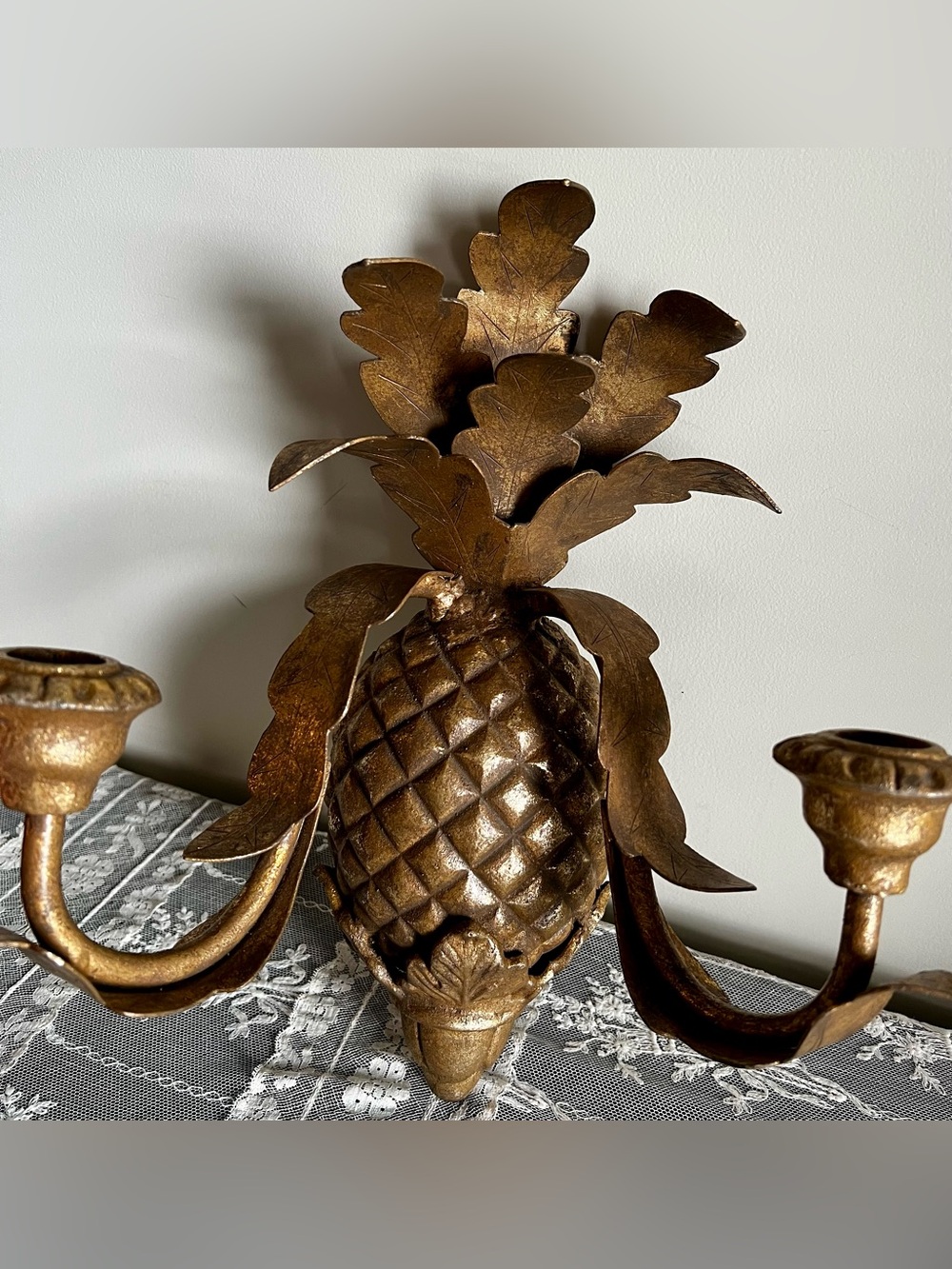 Vintage Hollywood Regency Gold Gilt Pineapple 2 Candle Wall Sconce Cast Iron